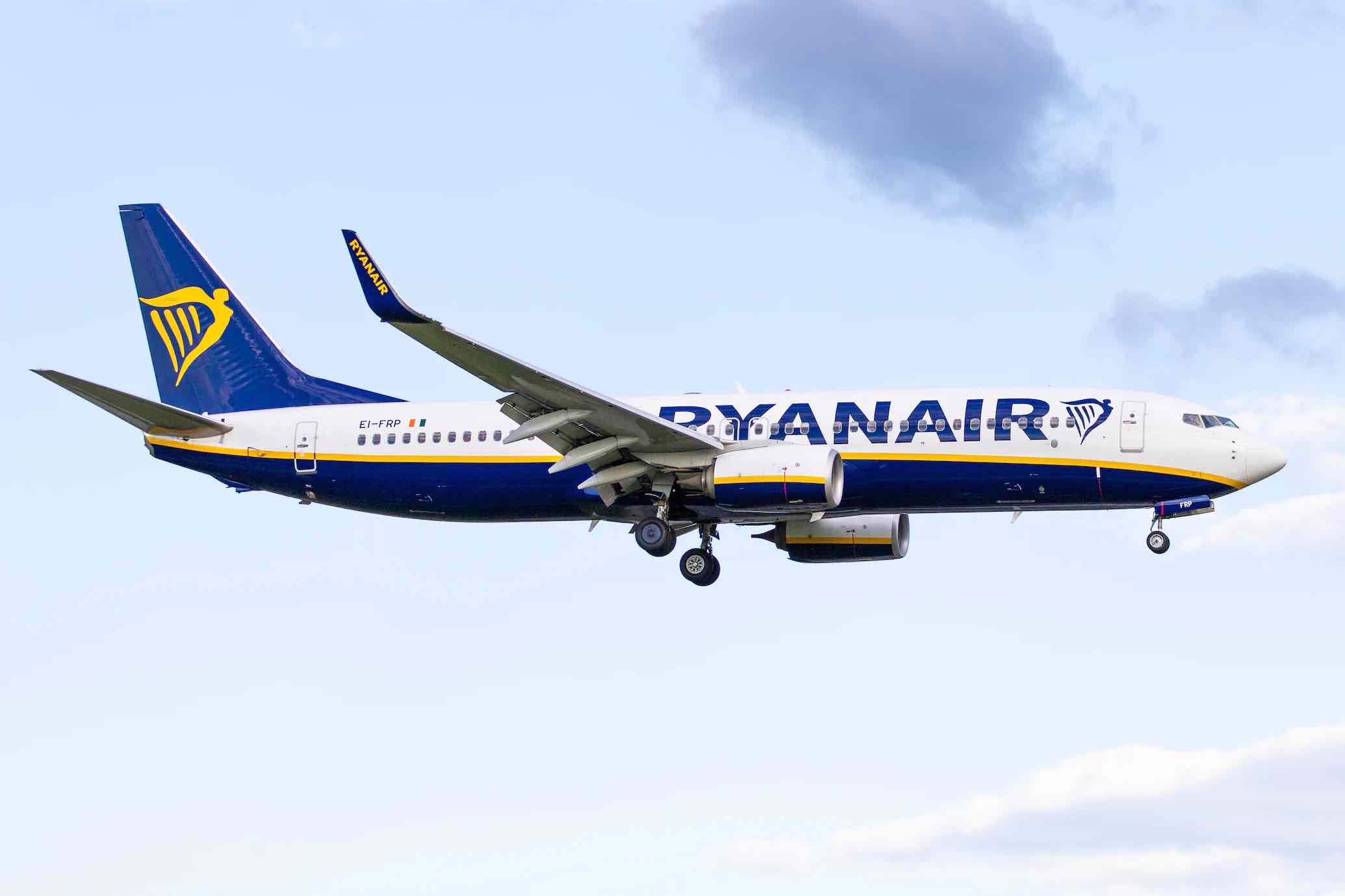 Ryanair set to expand, orders 300 new Boeings