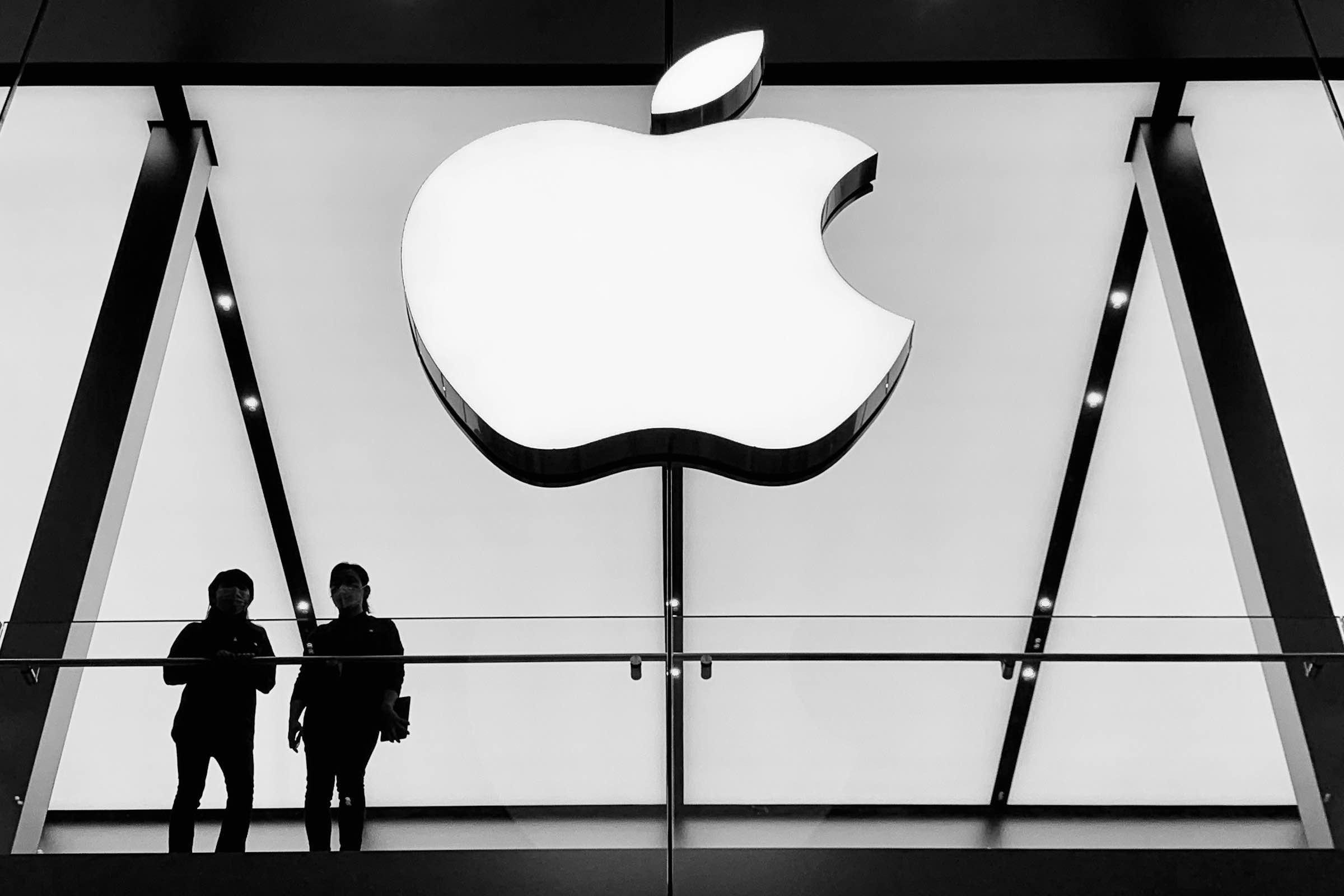 Ireland to Receive €14bn Apple Tax Windfall