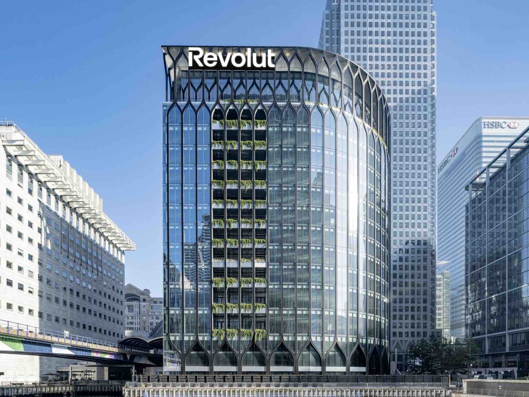 Revolut Plans $500 Million Equity Sale Amid IPO Market Slump